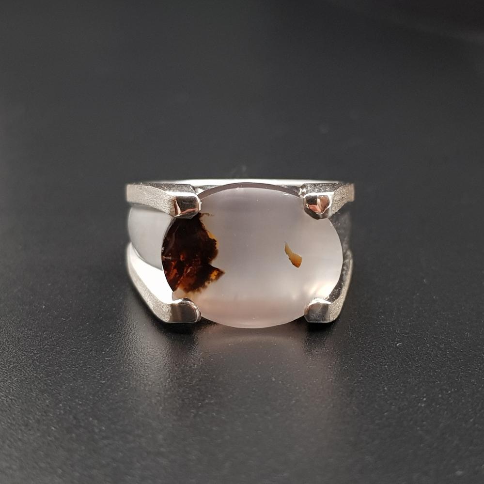 خاتم عقيق يماني مميز فضة925