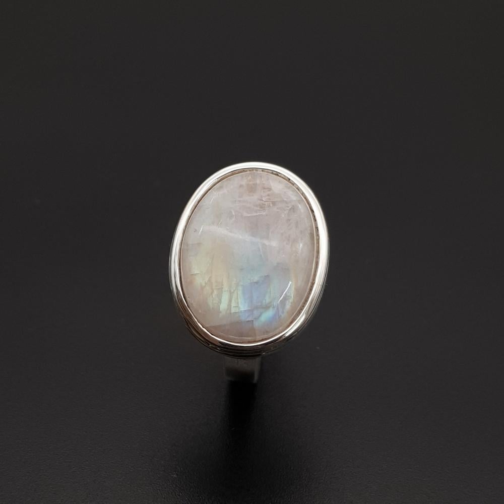 خاتم ملكي بحجر القمر طبيعي فضة عيار 925