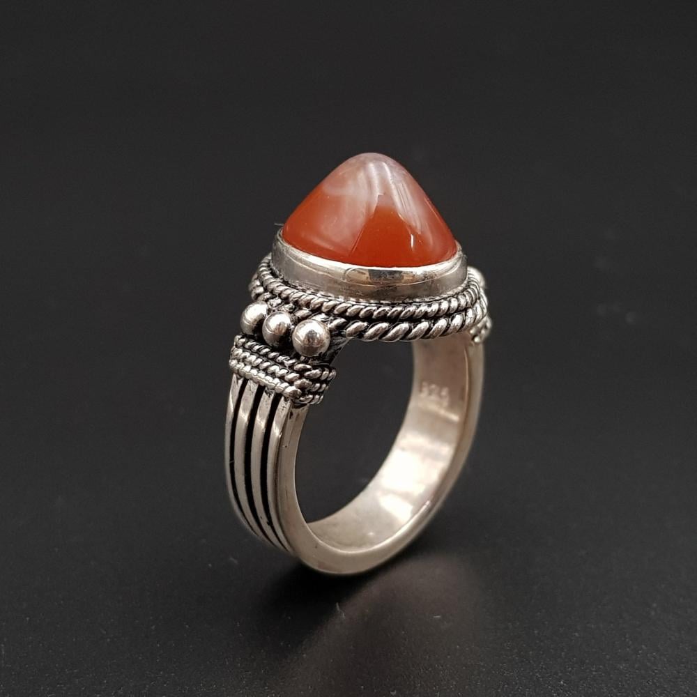 خاتم فضة عقيق يماني القبة فضة 925