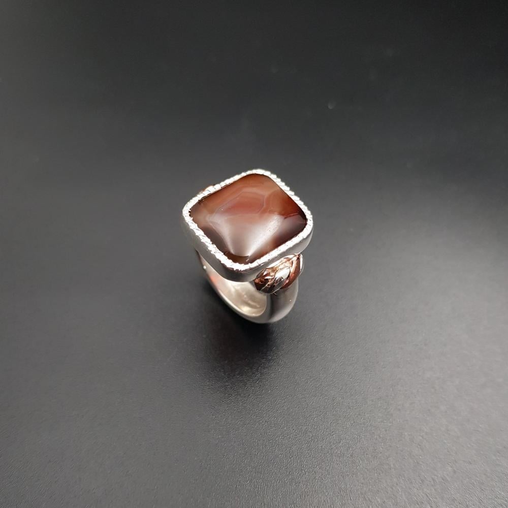 ff851376-7df2-4f8f-b24c-9a1b15a8580a-1000x1000-IkHfDaMUx2JmAtkX04gnPIf6PxS7xYeohmr1Xj66